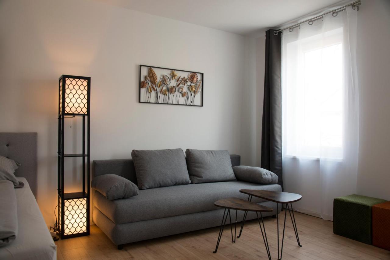 Schoene Grosse Ferienwohnung 79M2 Und 2 Baeder, Zentrumnah, 2Og 에르푸르트 외부 사진