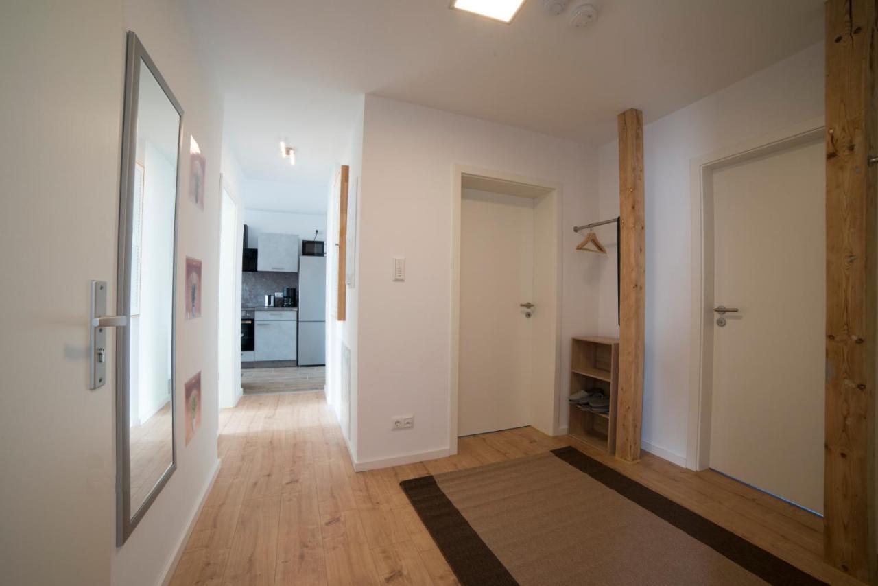 Schoene Grosse Ferienwohnung 79M2 Und 2 Baeder, Zentrumnah, 2Og 에르푸르트 외부 사진
